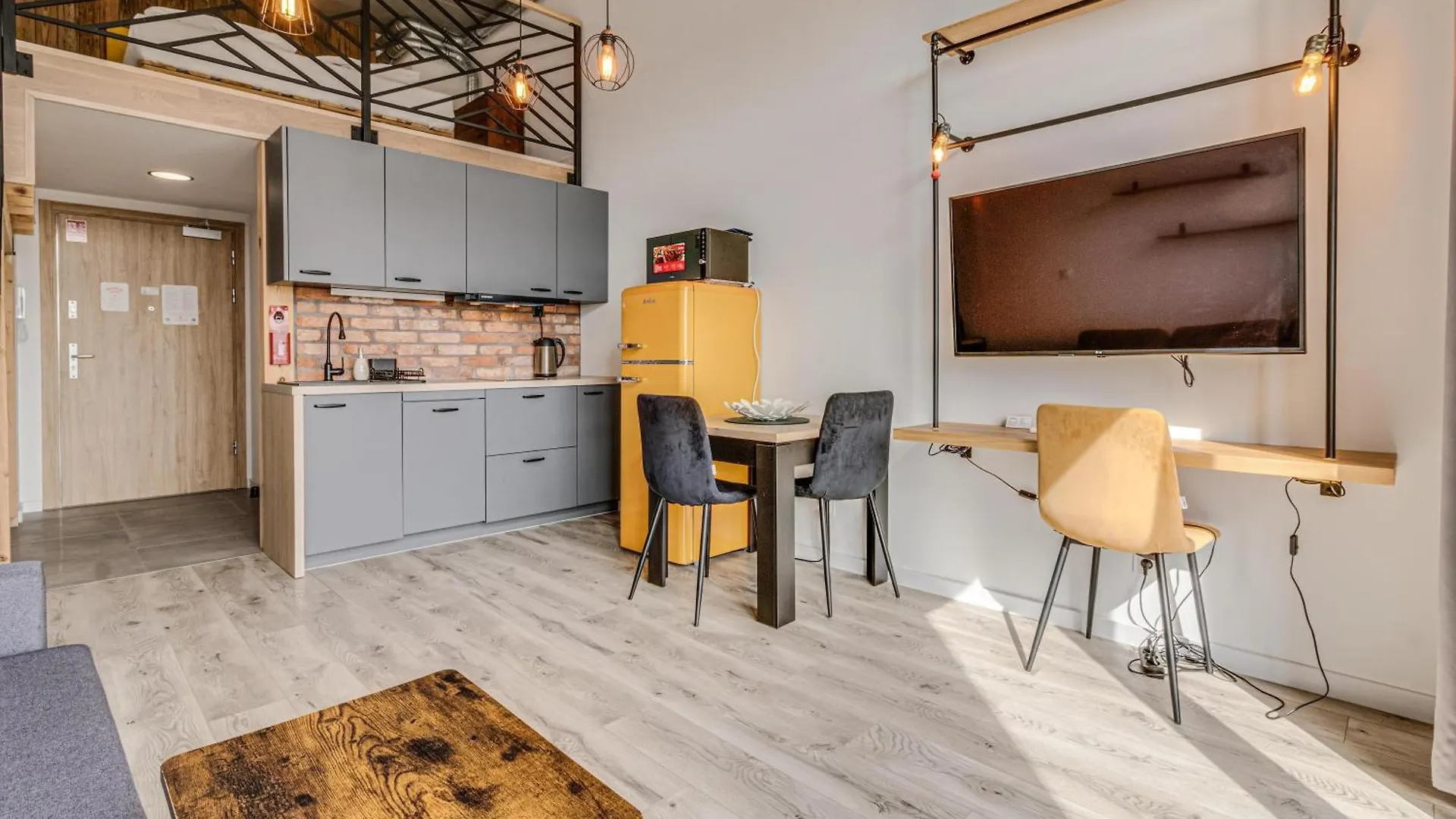 Rentplanet - Apartamenty Zarembowicza Вроцлав